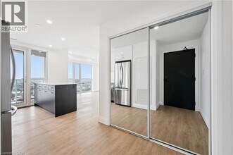 410 Westhaven St in Waterloo, ON - Building Photo - Building Photo