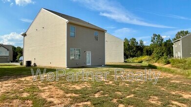 212 Harrison St in Calhoun, GA - Building Photo - Building Photo