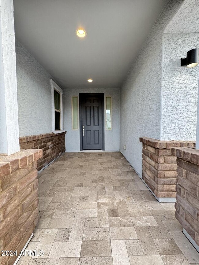 14241 W Soft Wind Dr in Surprise, AZ - Building Photo - Building Photo