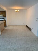 4106 Factoria Blvd SE in Bellevue, WA - Building Photo - Building Photo