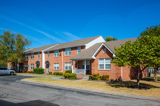 Easthaven Townhomes in Nashville, TN - Foto de edificio - Building Photo