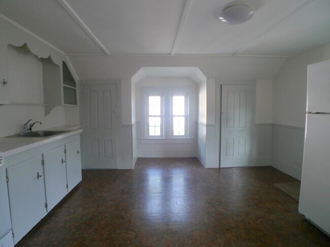 83 Main St in Exeter, NH - Building Photo - Building Photo