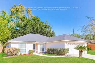 1736 Northglen Cir in Middleburg, FL - Building Photo - Building Photo