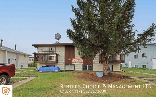 property at 607B-6012 12 Ave W
