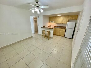 1600 S Le Jeune Rd in Miami, FL - Building Photo - Building Photo