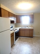 210 E Fairfax St in Berryville, VA - Building Photo - Building Photo