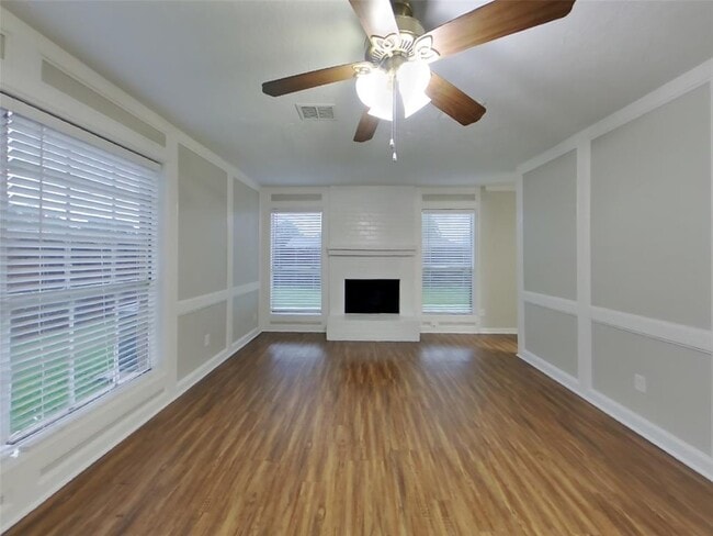 5343 Kent Dr in Pasadena, TX - Building Photo - Building Photo