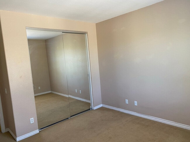 17 S La Salle St in Redlands, CA - Building Photo - Building Photo