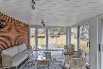 146 McCoy Place Rd in Sewickley, PA - Building Photo - Building Photo