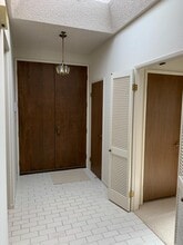 1515 Floribunda Ave in Burlingame, CA - Building Photo - Building Photo