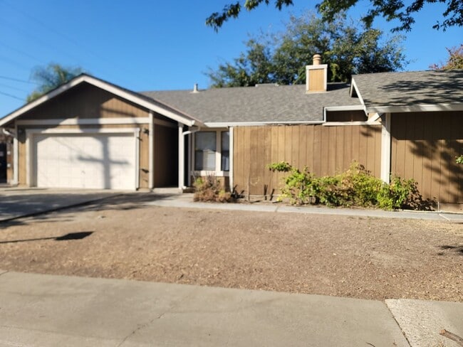 property at 1125 Lillian Dr