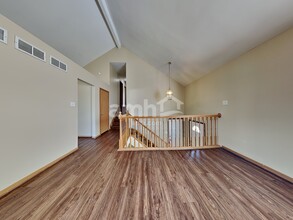 1002 Belden Way in Joliet, IL - Building Photo - Building Photo