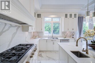 329 Paliser Crescent S in Richmond Hill, ON - Building Photo - Building Photo