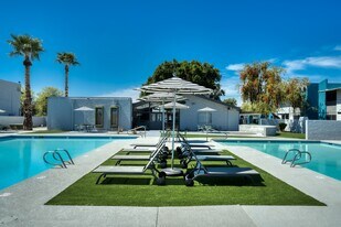 Connect on Missouri Apartments in Phoenix, AZ - Building Photo