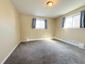 2662 Sheridan Dr in Tonawanda, NY - Building Photo - Building Photo