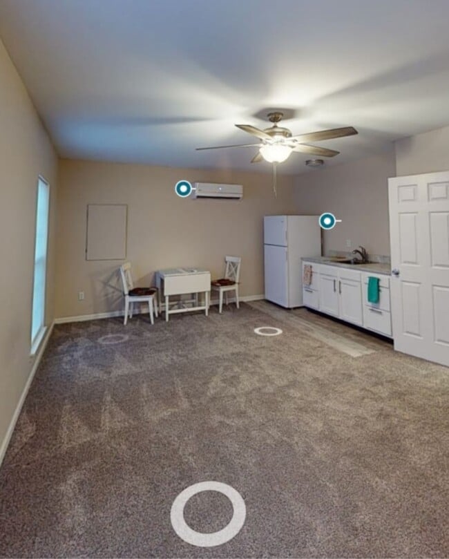 8024 Cloudcroft Ln in Louisville, KY - Building Photo - Building Photo