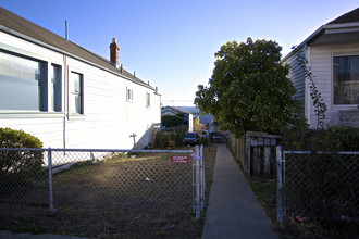 505-507 Baden Ave in South San Francisco, CA - Building Photo - Building Photo