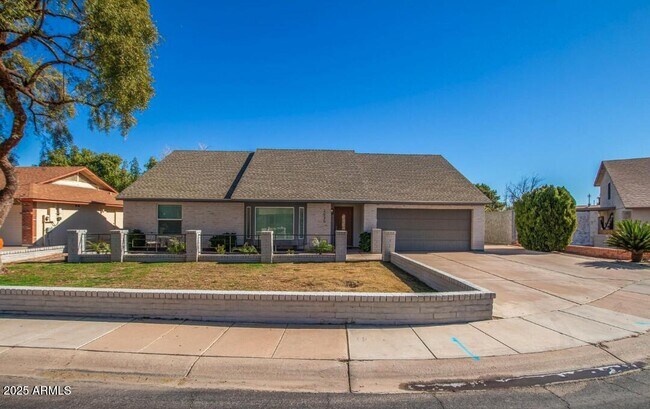 property at 2635 S Brooks Cir