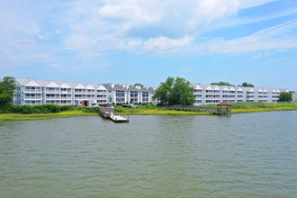 Mill Creek Landing Apartments in Hampton, VA - Building Photo - Building Photo