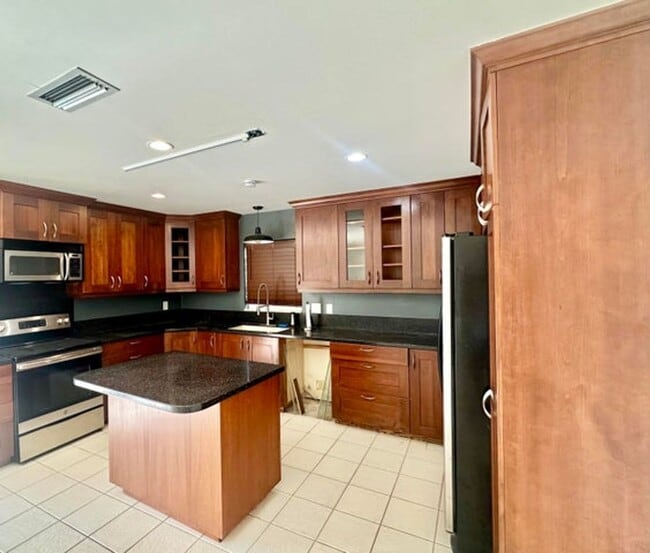 2030 Bonnie St in Boca Raton, FL - Building Photo - Building Photo