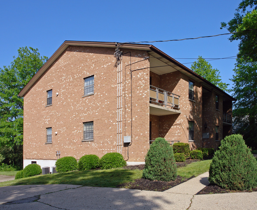 39-41 Orphanage Rd in Fort Mitchell, KY - Building Photo