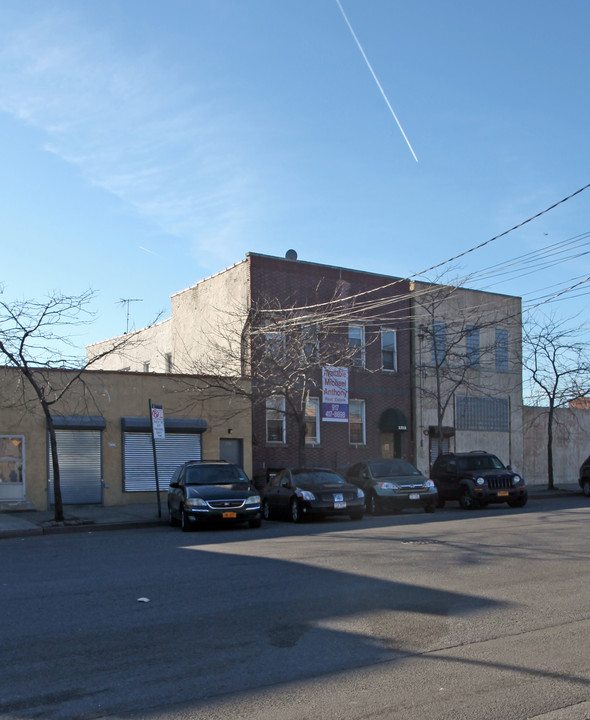 1312 Oak Point Ave in Bronx, NY - Building Photo