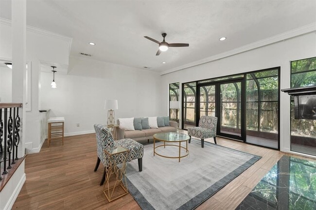 12013 Naughton St in Houston, TX - Building Photo - Building Photo