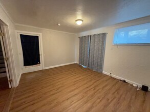 595 9th St in Lakeport, CA - Building Photo - Building Photo