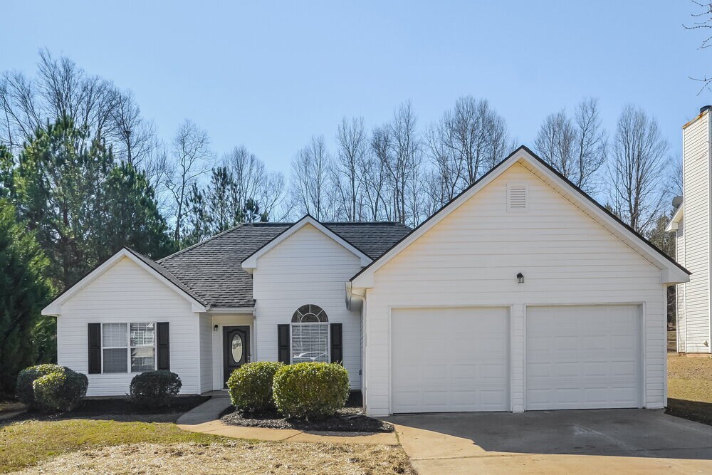 180 Creekview Blvd in Covington, GA - Building Photo