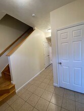 204 Betsinger Rd in Sherrill, NY - Foto de edificio - Building Photo