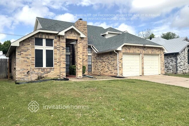 property at 4125 Walsh Ln