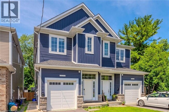 10 Lloyd St in St Catharines, ON - Building Photo - Building Photo