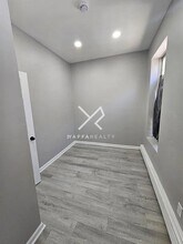 356 Miller Ave in Brooklyn, NY - Building Photo - Building Photo
