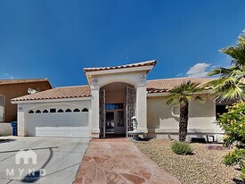 9054 Claretta Dr in Las Vegas, NV - Building Photo