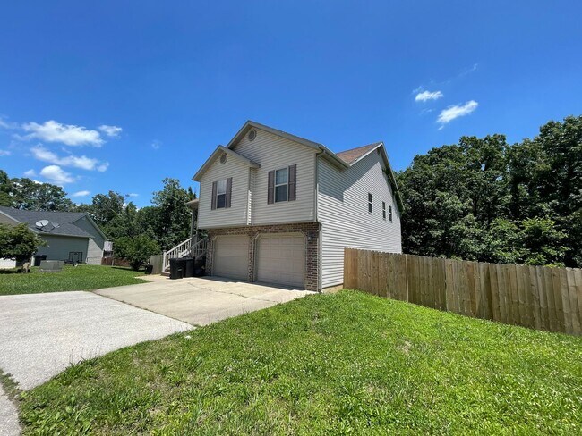 22848 Return Ln in Waynesville, MO - Building Photo - Building Photo