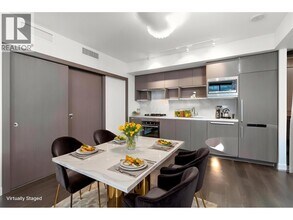 68 Smithe St in Vancouver, BC - Building Photo - Building Photo