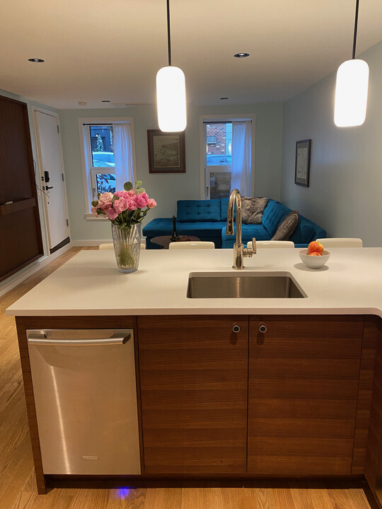 19 Conselyea St, Unit Garden Apt WILLIAMSBURG in Brooklyn, NY - Building Photo