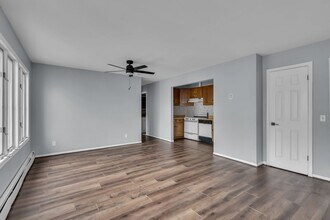 1595 E 2nd St in Scotch Plains, NJ - Building Photo - Building Photo