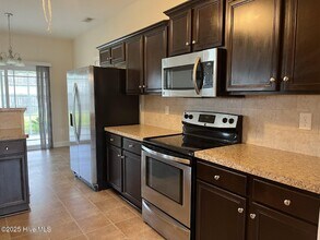 834 Solomon Dr in Jacksonville, NC - Foto de edificio - Building Photo