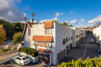 12330 Osborne St in Pacoima, CA - Building Photo - Building Photo