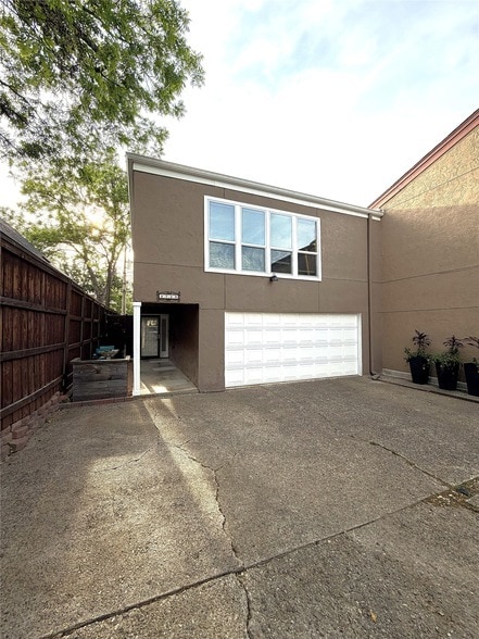 property at 1725 Ashland Ave