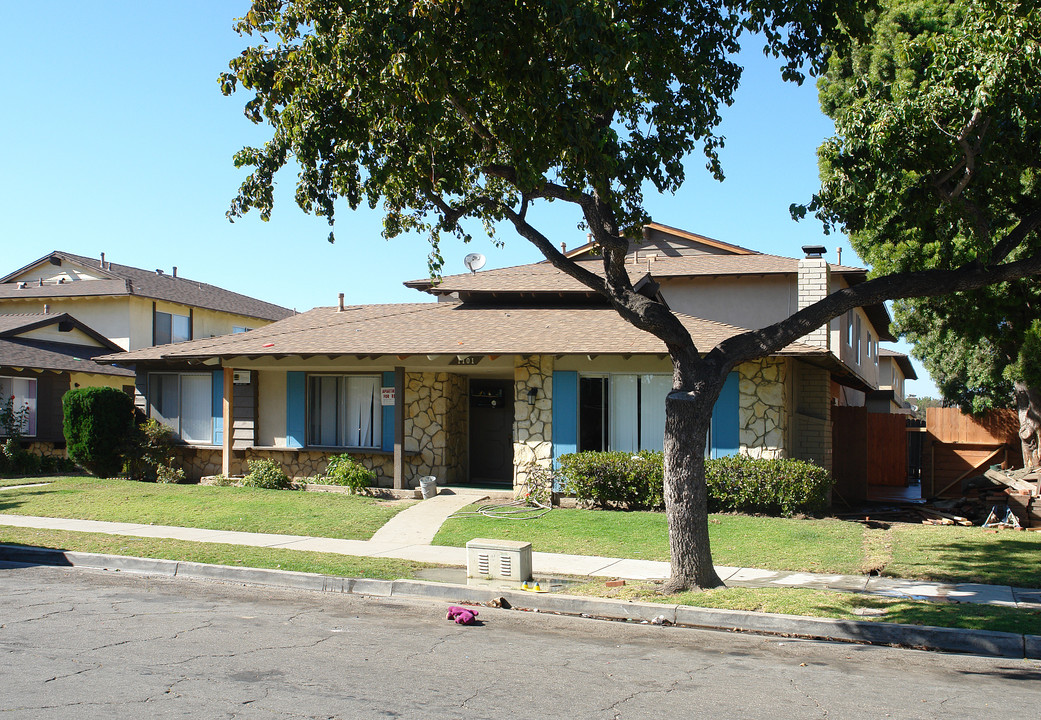 1101 W Isleton Pl in Oxnard, CA - Building Photo