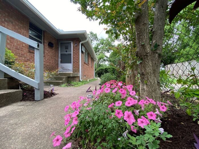 81 Green St in Nashville, TN - Building Photo