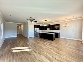 921 NE Hts Ln in Bentonville, AR - Building Photo - Building Photo