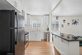 16757 Ludlow St in Los Angeles, CA - Building Photo - Building Photo