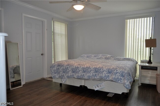 property at 1435 Alcazar Ave