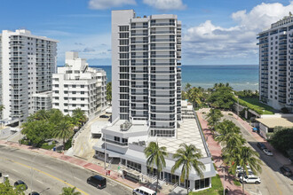 The Riviera in Miami Beach, FL - Building Photo - Building Photo