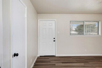 102 Mildred Ln in Benbrook, TX - Building Photo - Building Photo