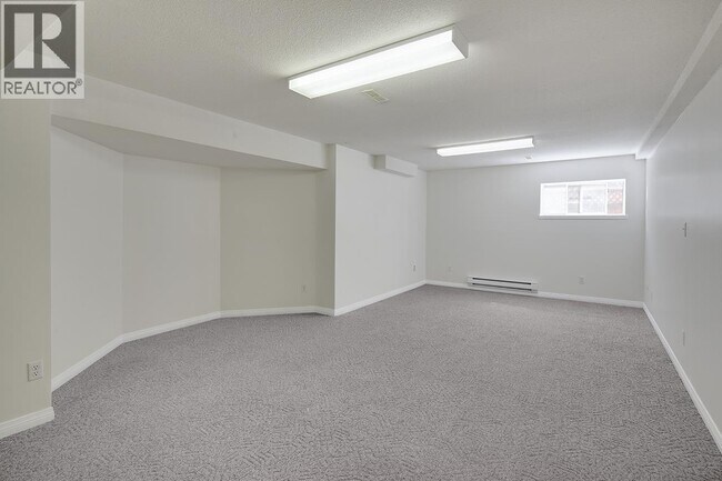 property at 2977 Robson Dr