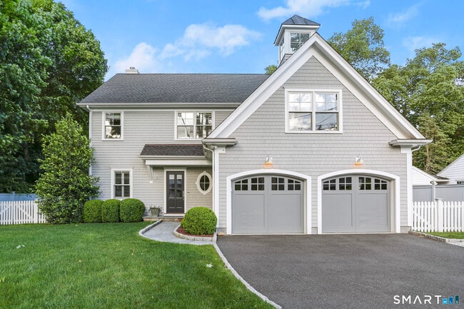 property at 26 Long Lots Ln